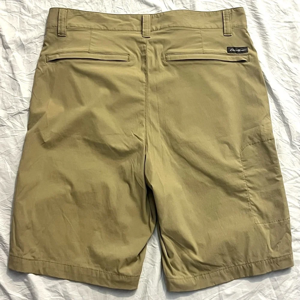 Eddie Bauer Men's Nylon Blend Tan Shorts w Pockets Size 33 - Picture 12 of 14
